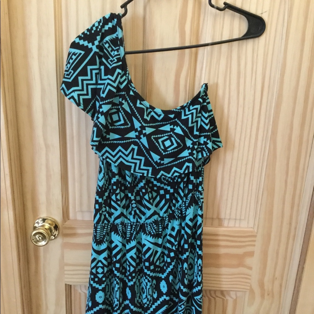 Aztec print larger one shoulder dress